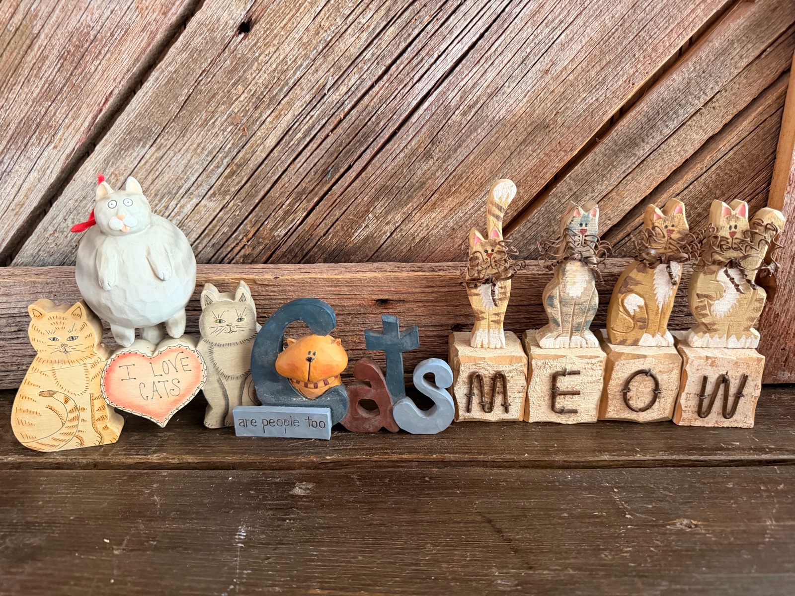Various Cat Decor & Ornament.