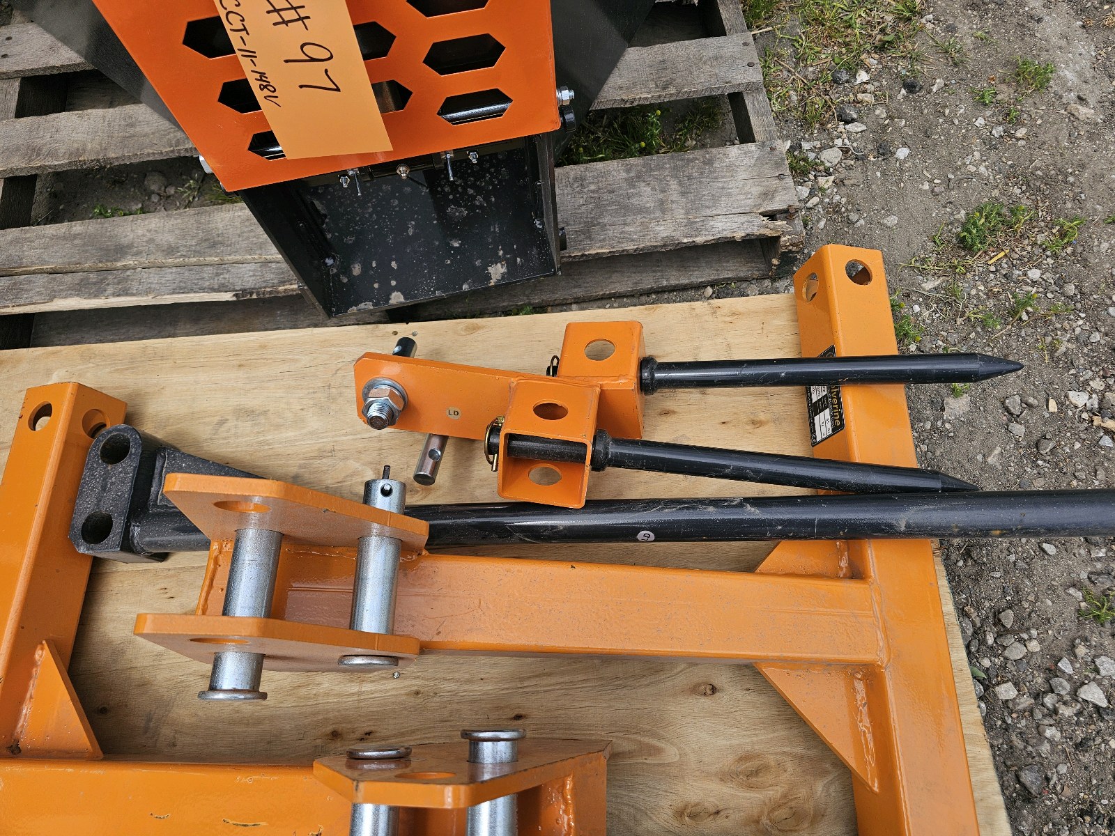Unused 2026 WOLVERINE Bale Spear SF2-22-32W