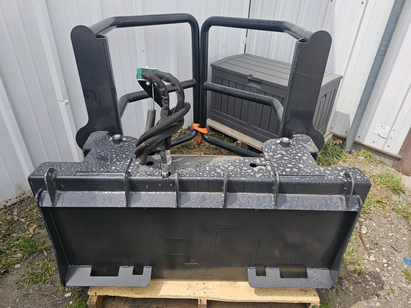 Unused 2026 WOLVERINE Bale Squeeze Hydraulic Adjustable BSH-12-75D