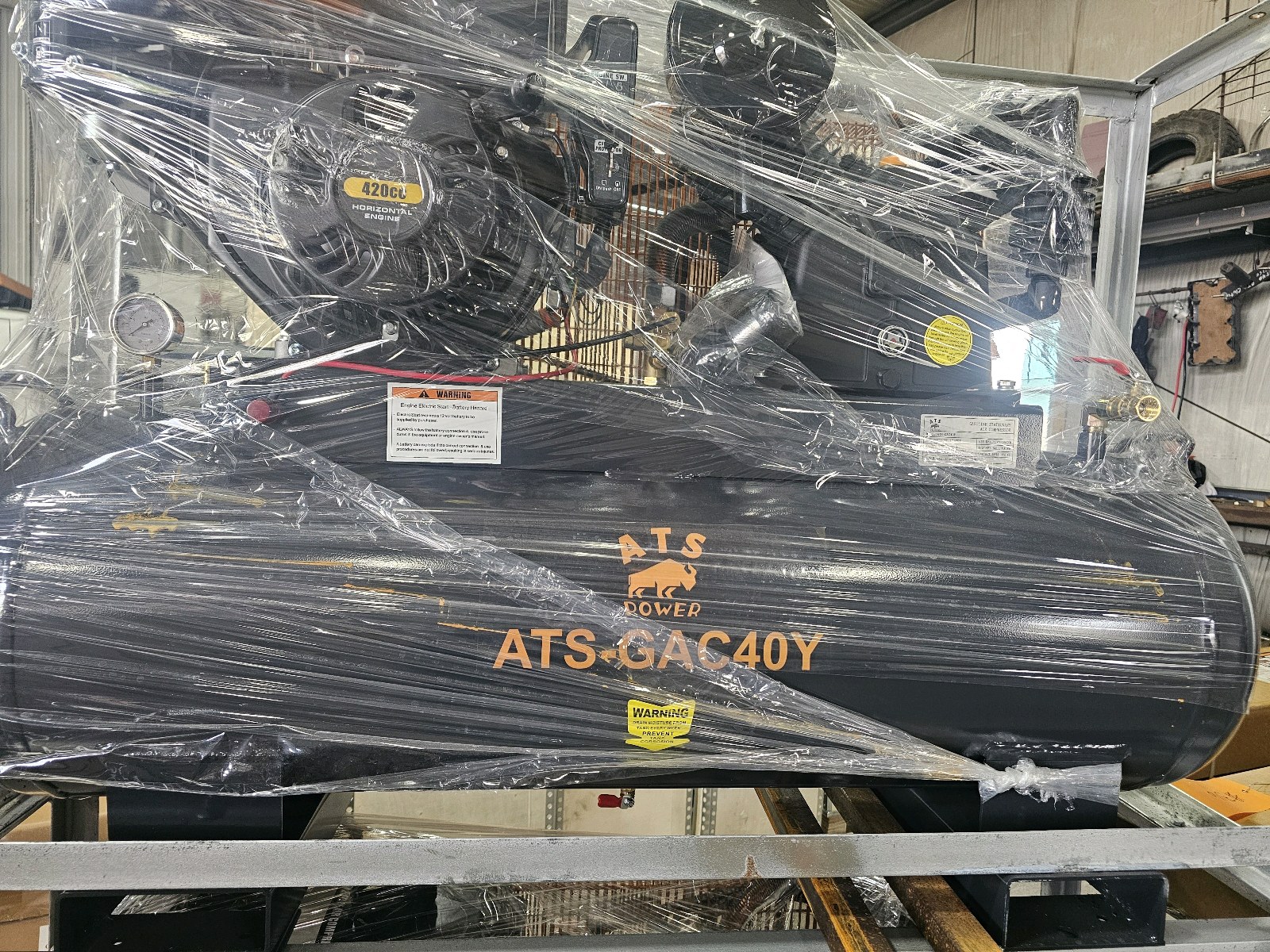Unused 2026 LandHonor 40 Gallon 2-Stage Air Compressor LHR-GAC40Y