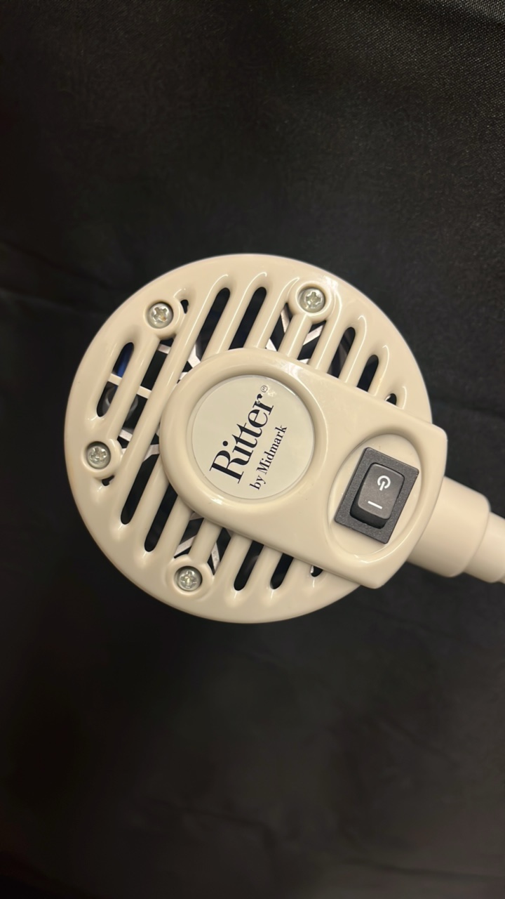 Ritter Adjustable Medical Lamp - max height 5 feet - 10 foot cord - stationary