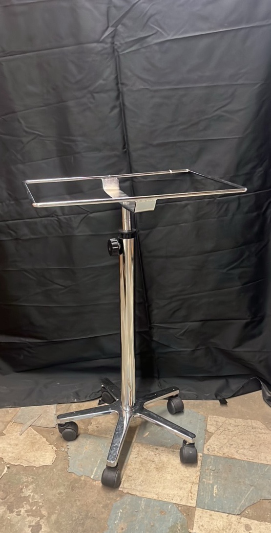 Portable medical tray holder  adjustable height  5 swivel casters  non-locking