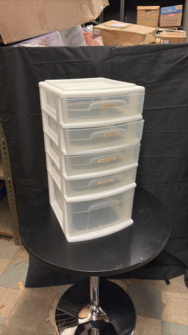 Plastic Clear and White Drawers, 5 Drawers all Open and Close Great