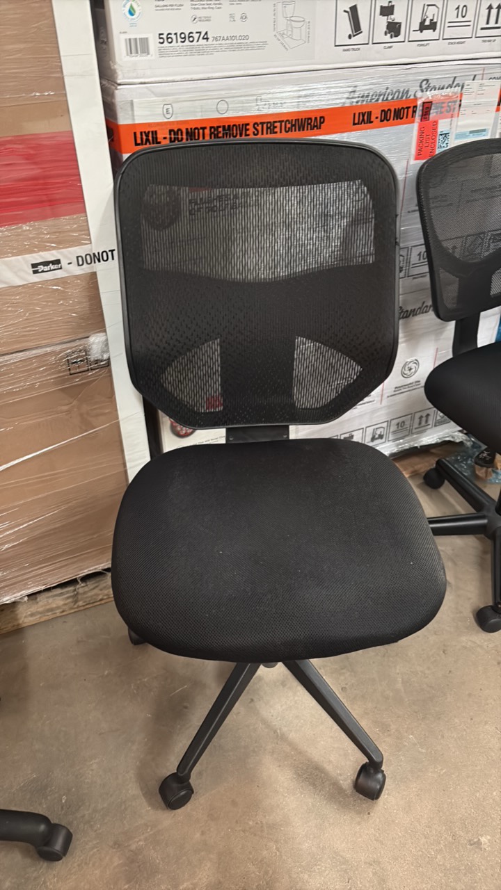 Black Office Desk Chair, Adjustable, All Caster Wheels Working
