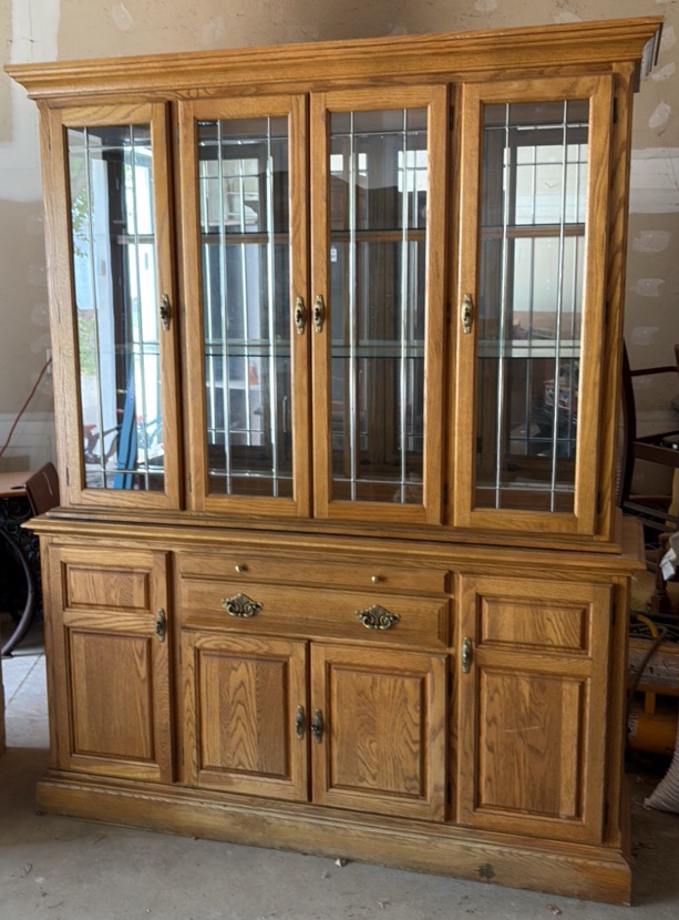 Mid 80s Style China Cabinet