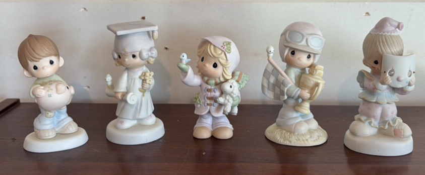 Precious Moments Figurines