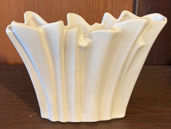 Vintage McCoy Pottery Fan Vase