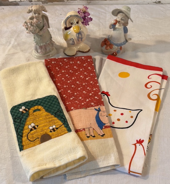 Figurines and Hand Towels
