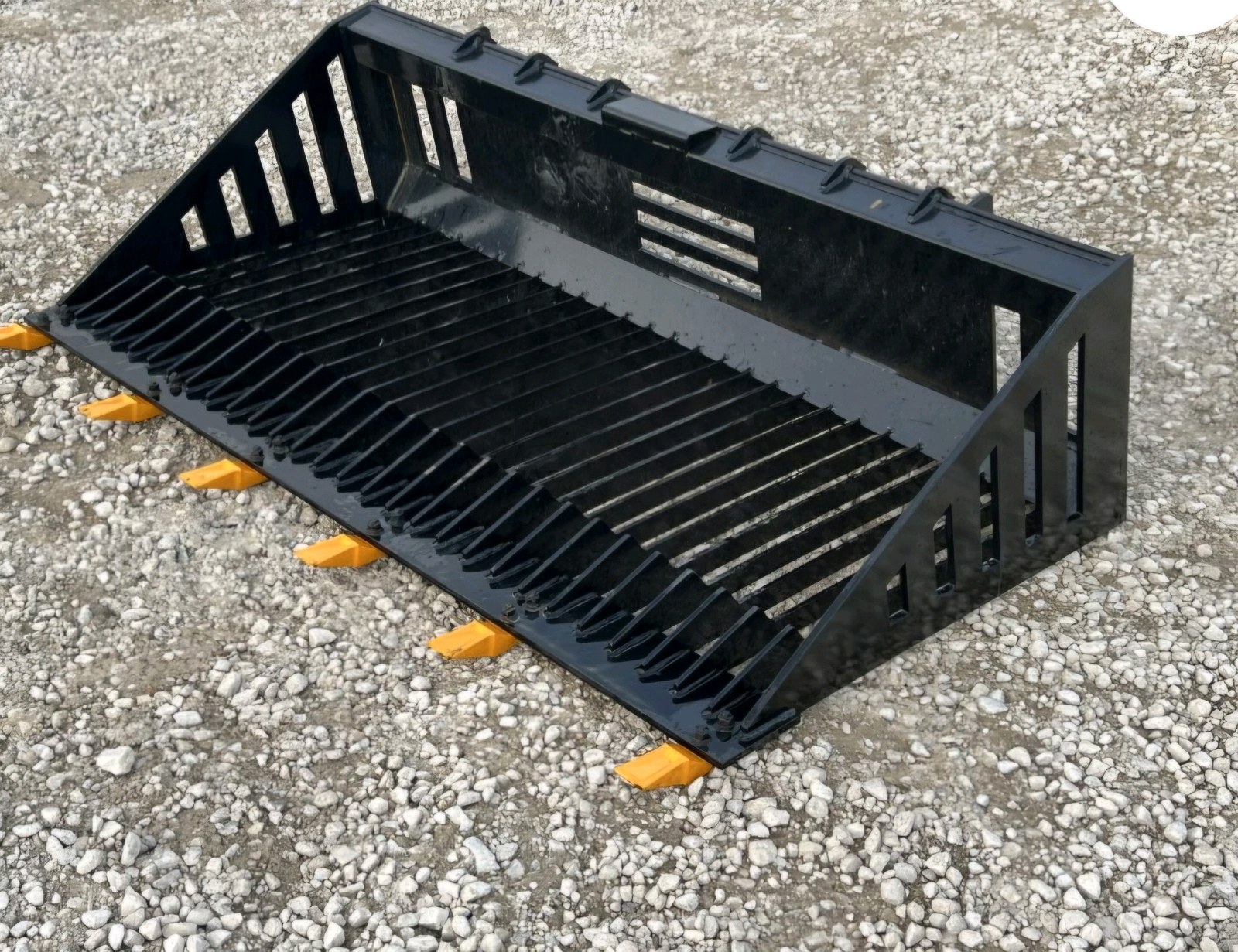 Unused 2026 FUTURE Skid Steer Rock Bucket FT-RB66