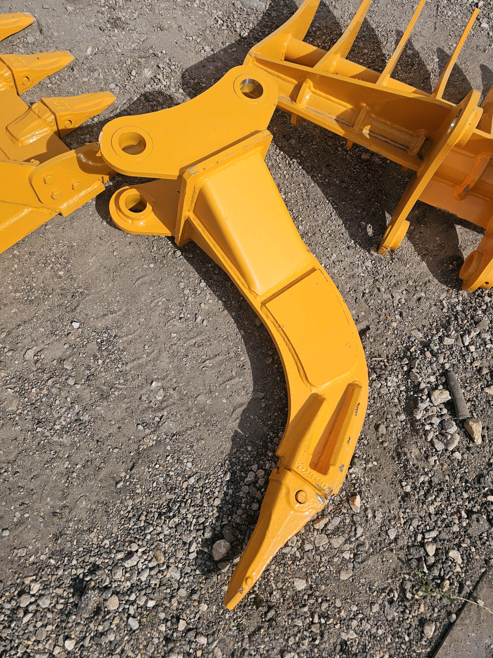 Unused 2026 FUTURE CAT305 Excavator Ripper - Excavator Attachments