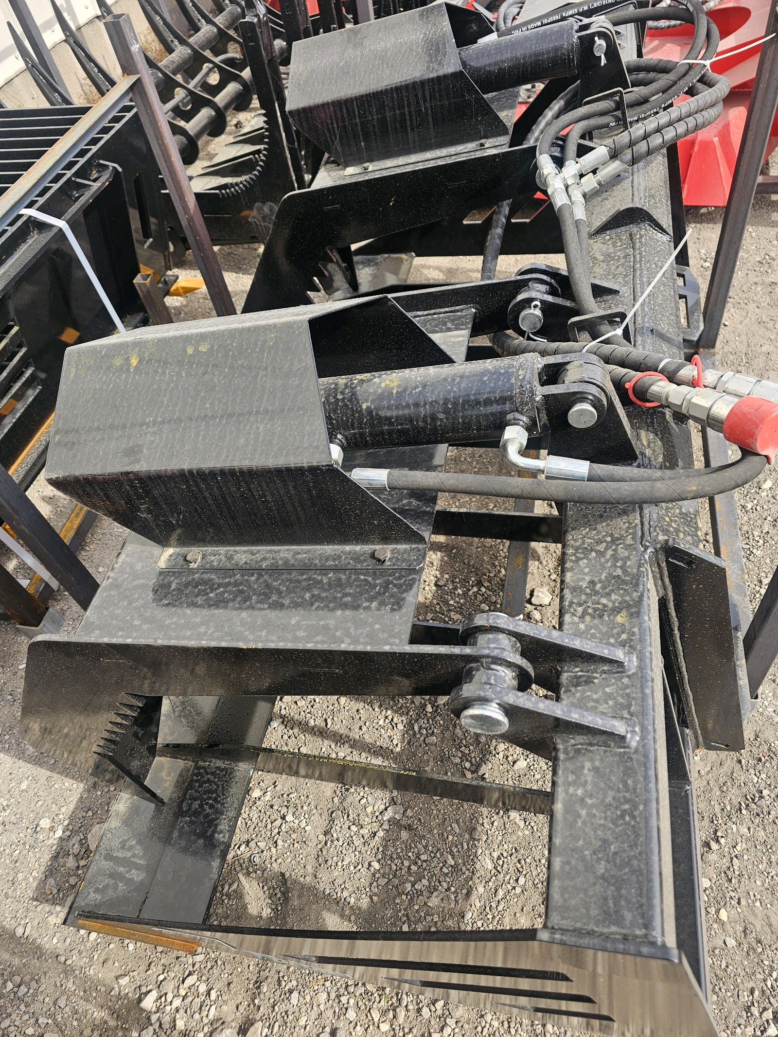 Unused 2026 FUTURE Skid Steer Hollow Wood Grabber FT-HWG72