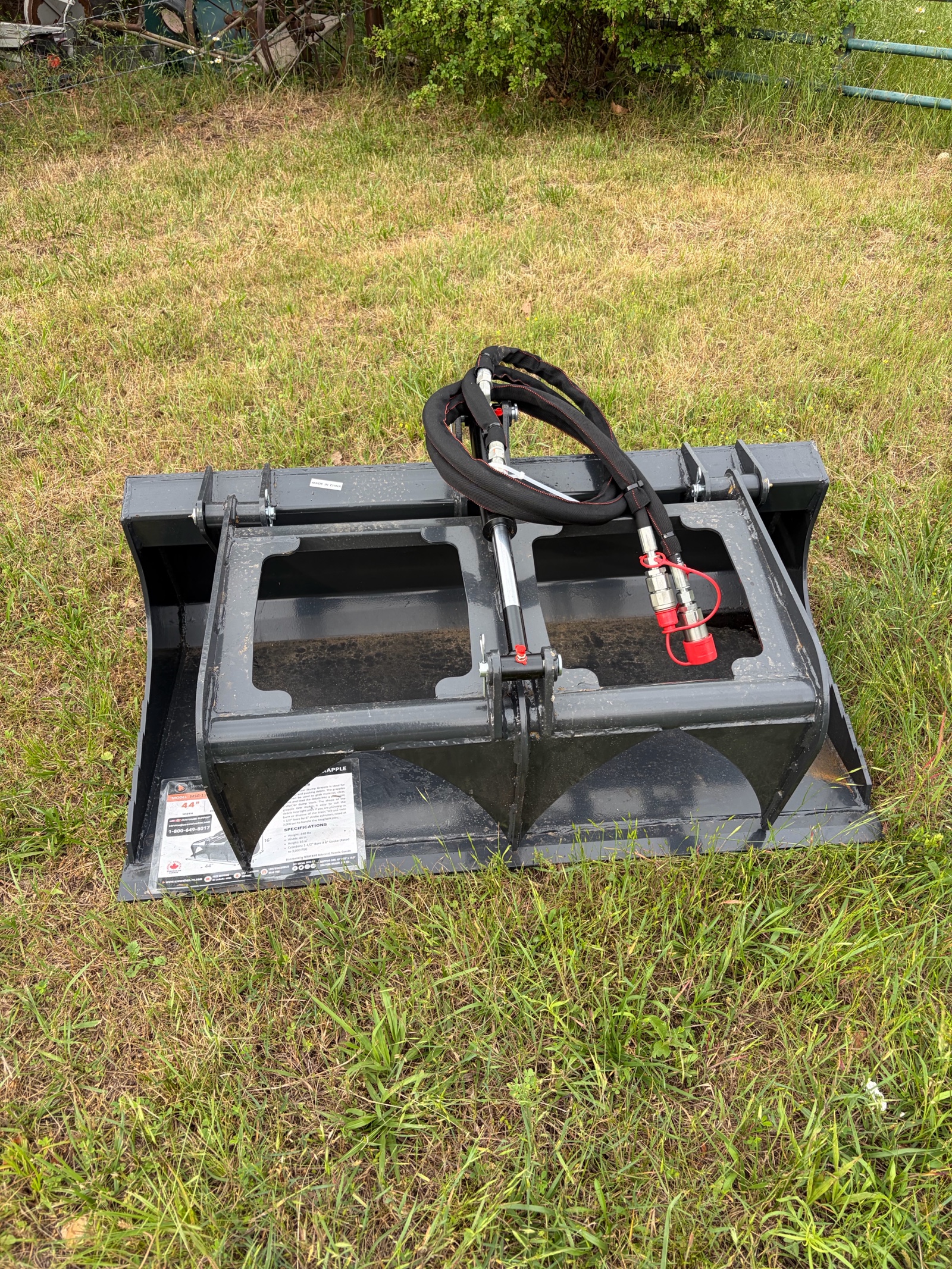 Mini Skid Steer Grapple Bucket