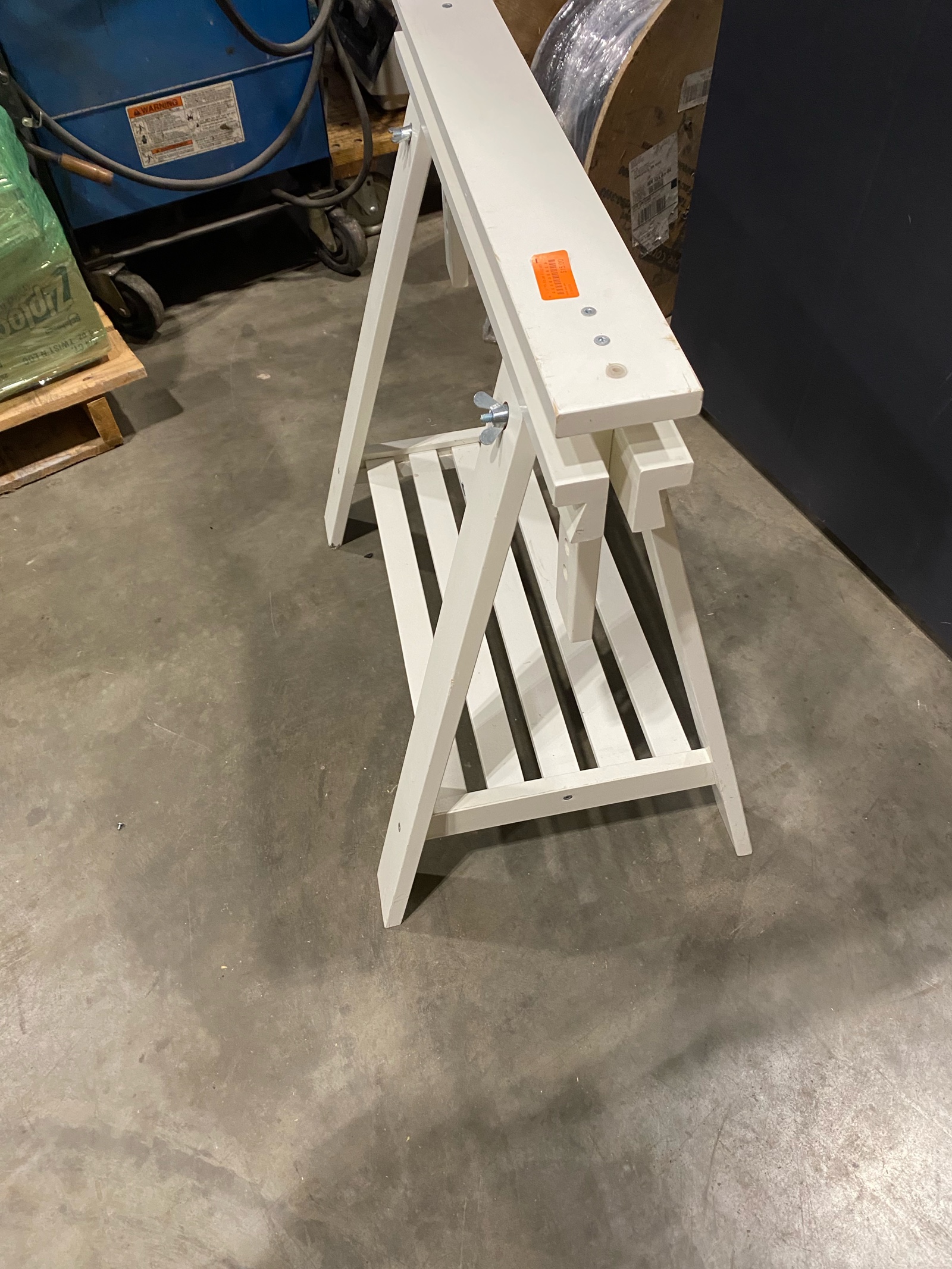 Sawhorse (612168)