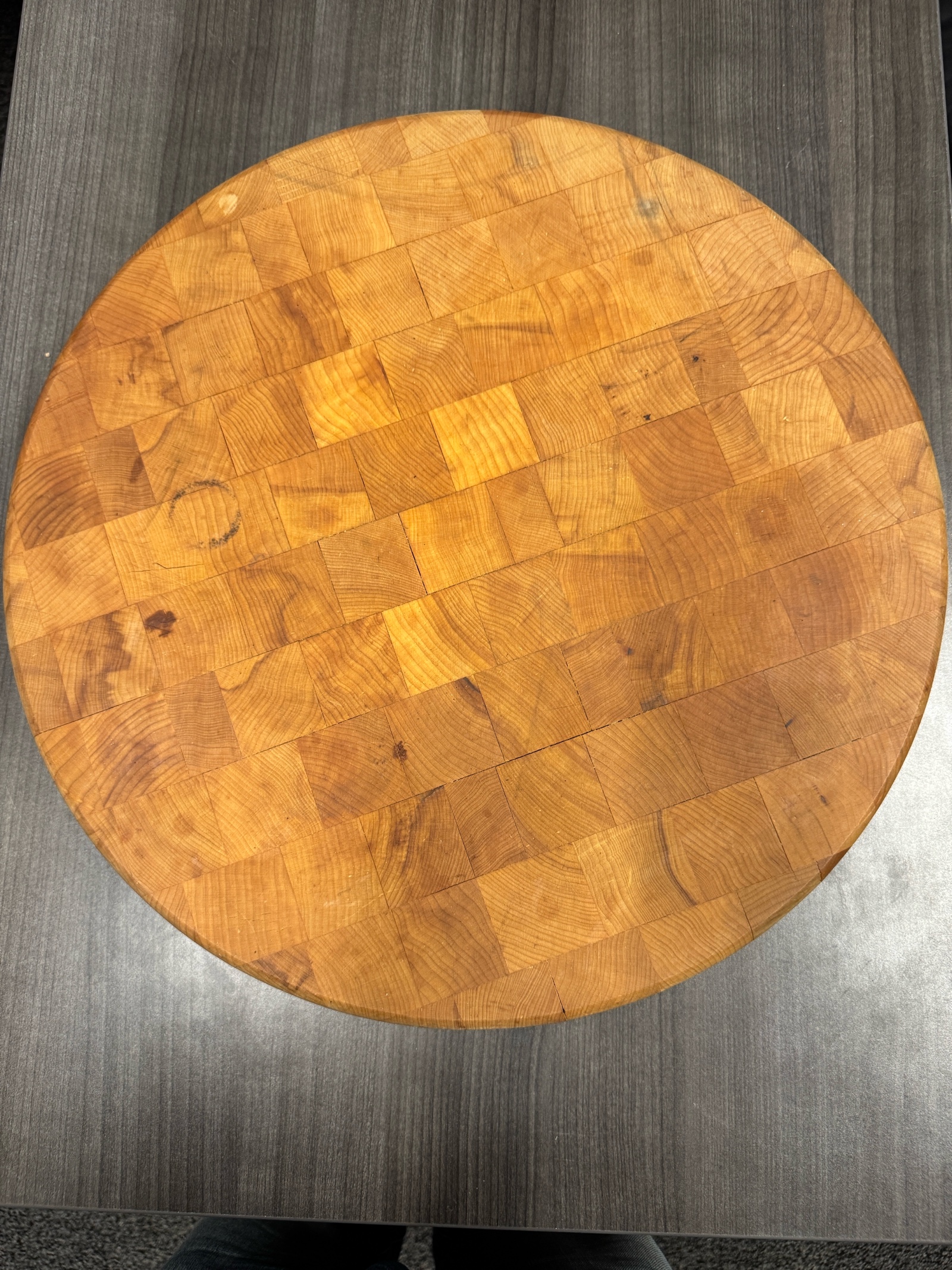 18inch round end grain butcher block cutting board