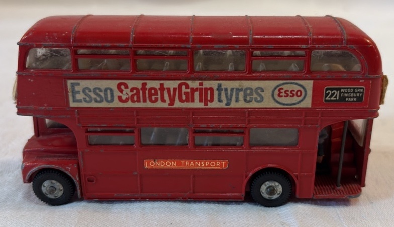 Vintage 289 Routemaster Bus