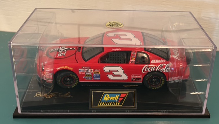 1998 Revell Collection #3 Coca-Cola Dale Earnhardt Diecast