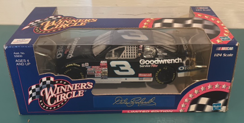 Winners Circle 2000 Dale Earnhardt Diecast Car