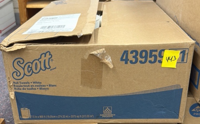 Full box of paper towels, 43959