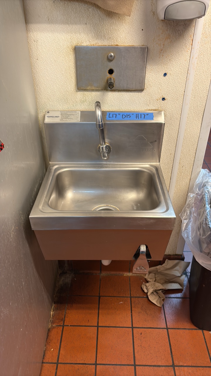 Advance Tabco Wall Mount Knee Valve Hand Sink