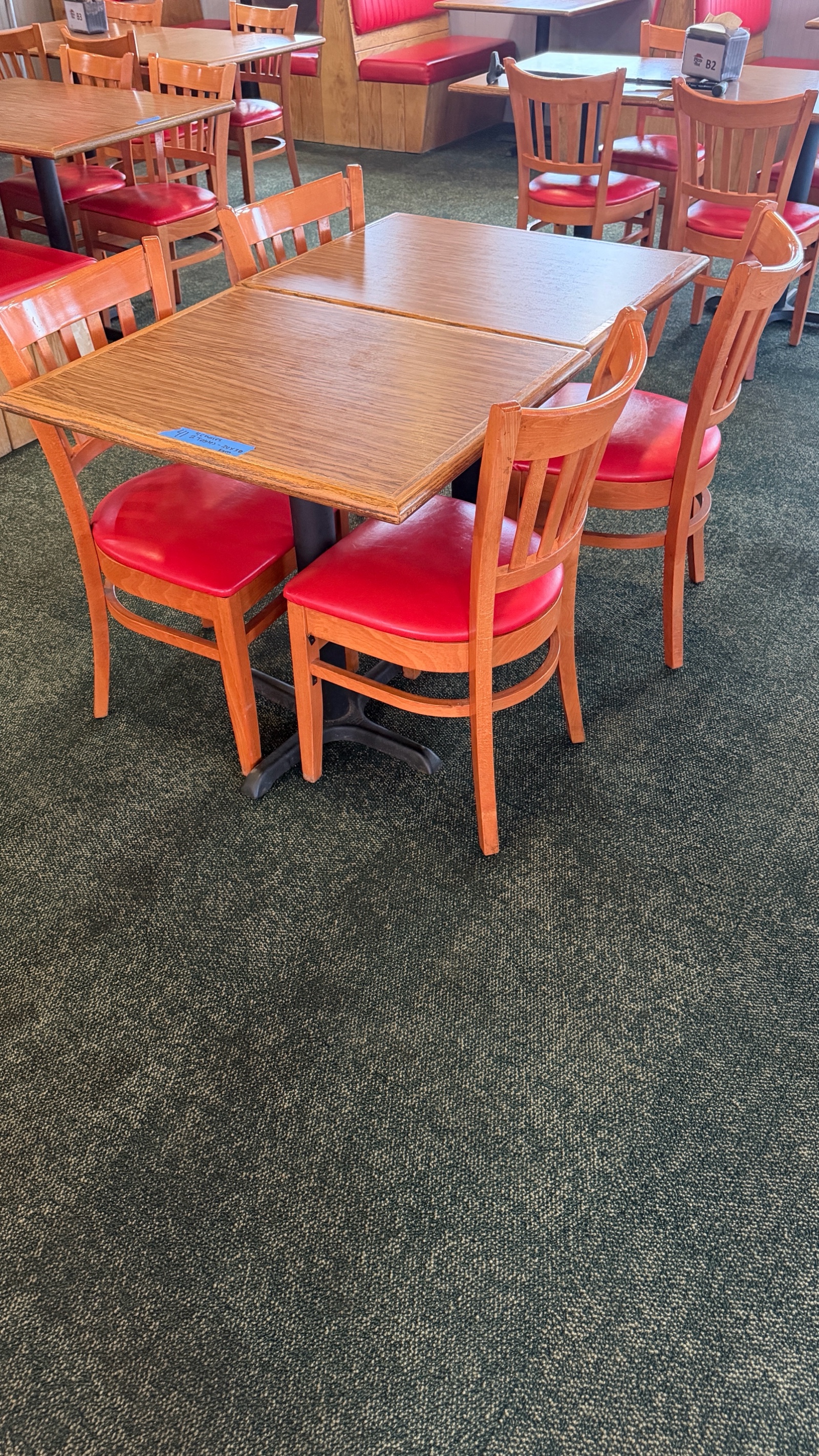 2 Tables 4 Chairs