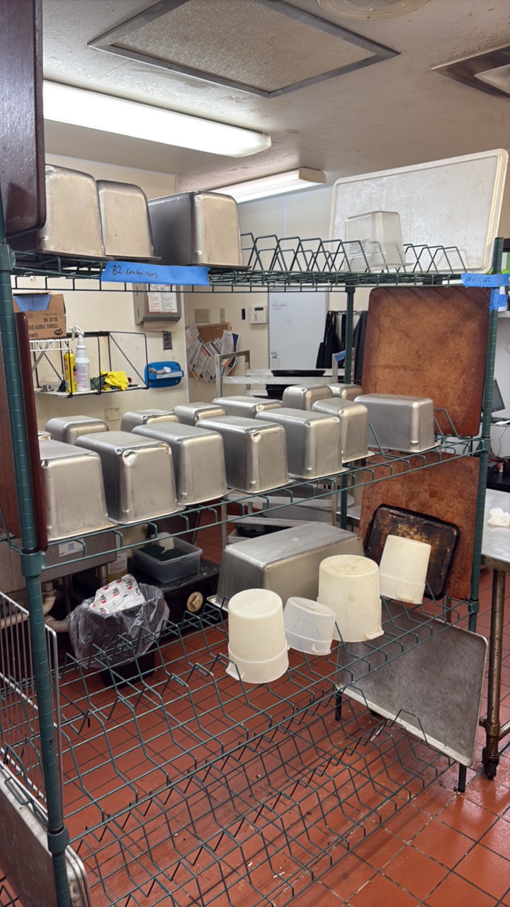 Food Prep Pans, sheets, & cutting boards on rack