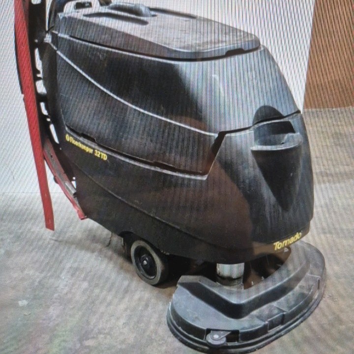 floor scrubber