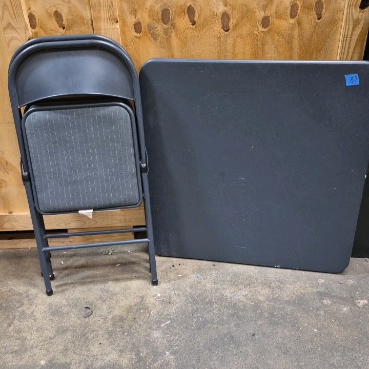 folding table and chairs