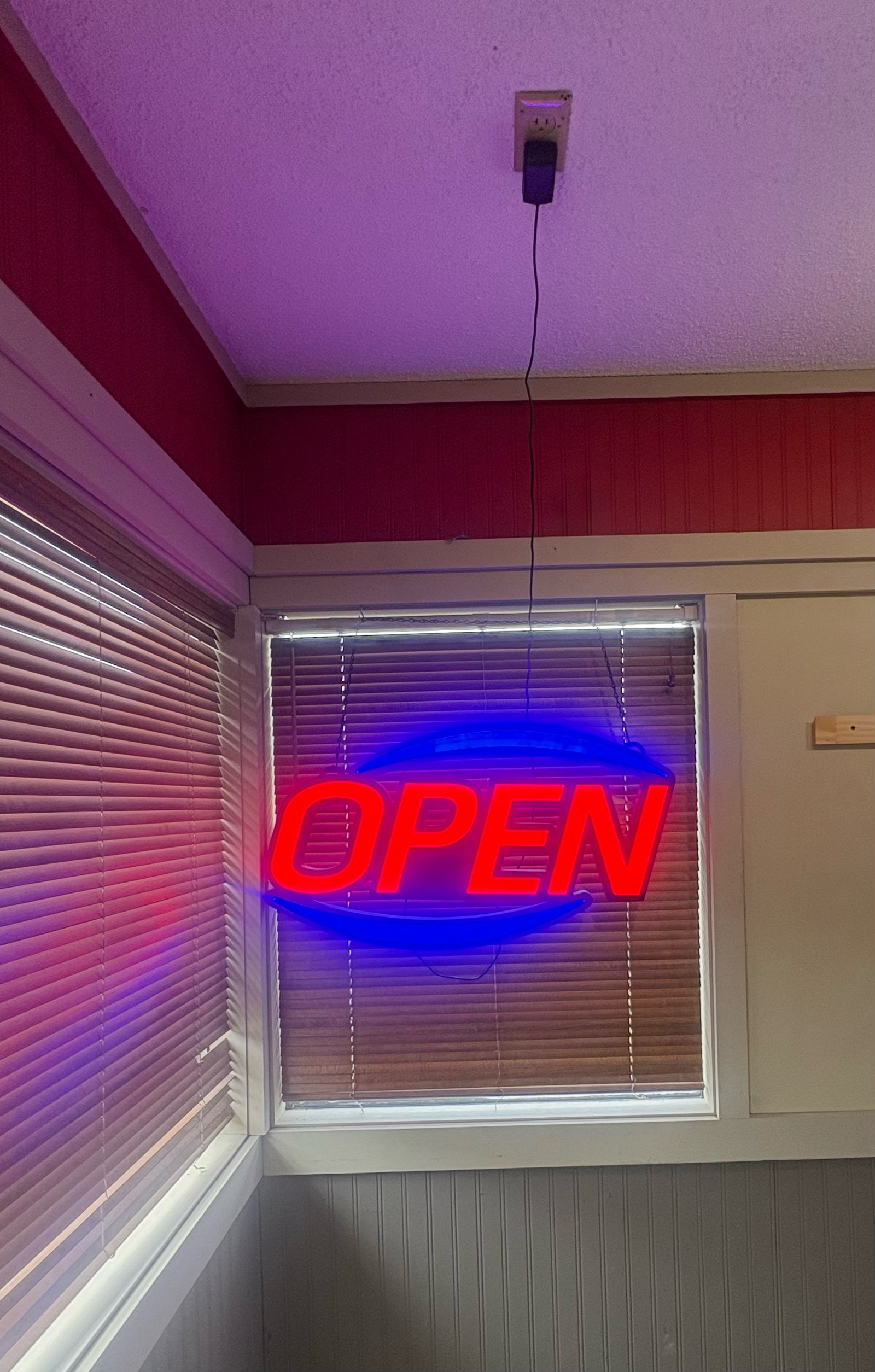MaxLit oval LED OPEN sign