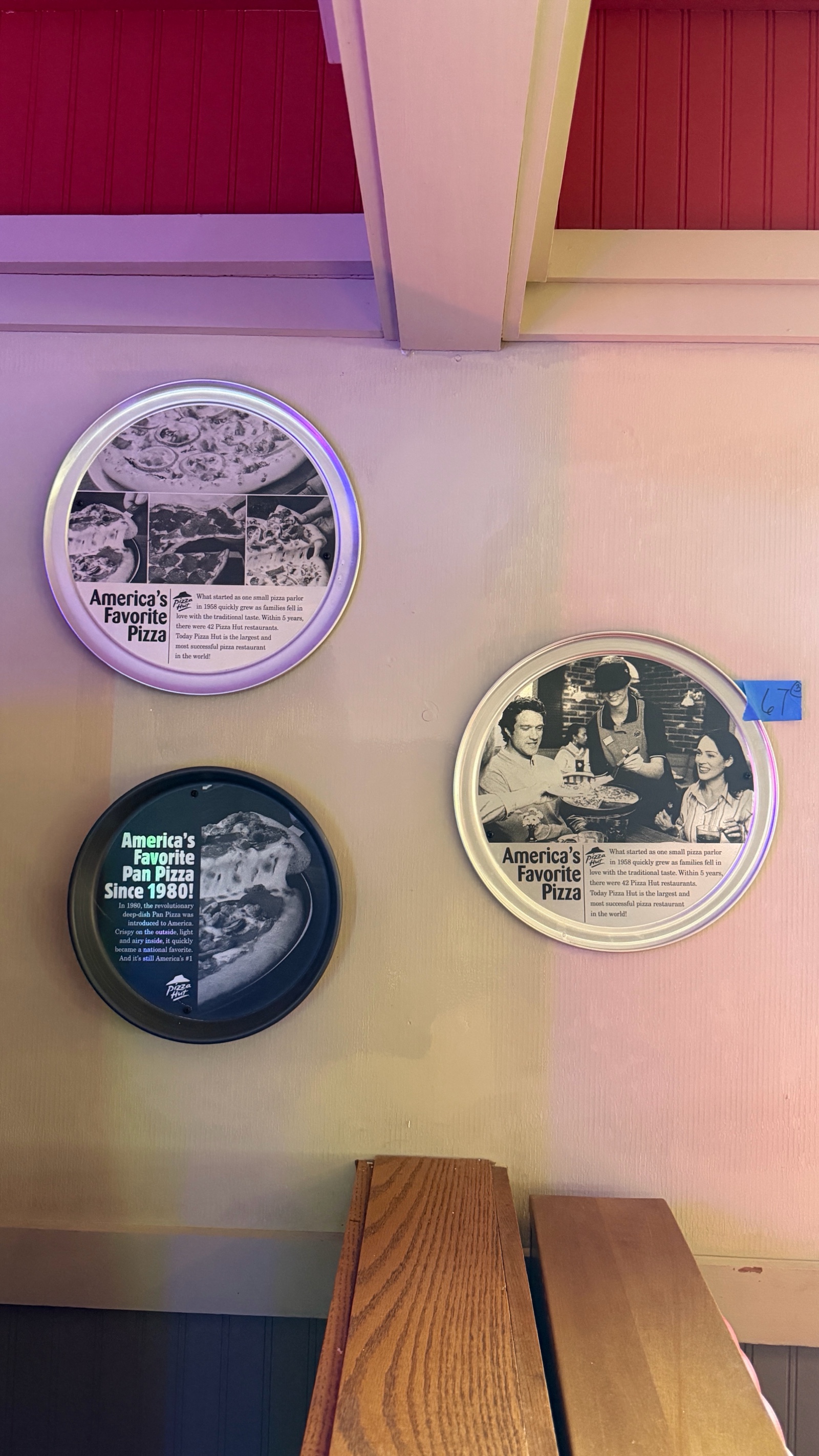 (3) Commemorative Pizza Hut Pizza Pans
