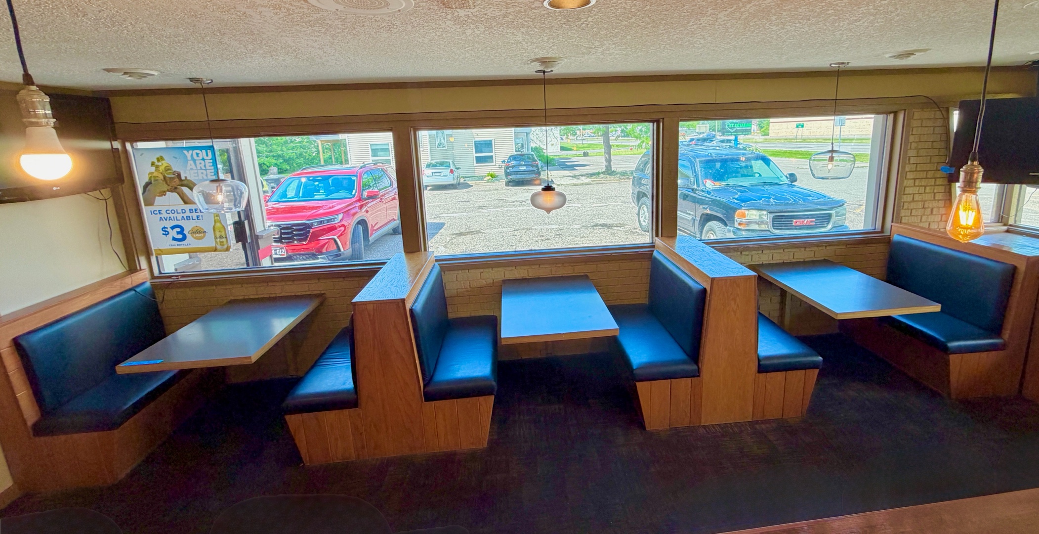 (2) Double-Back, Booth seats, (2) Single 2 tables