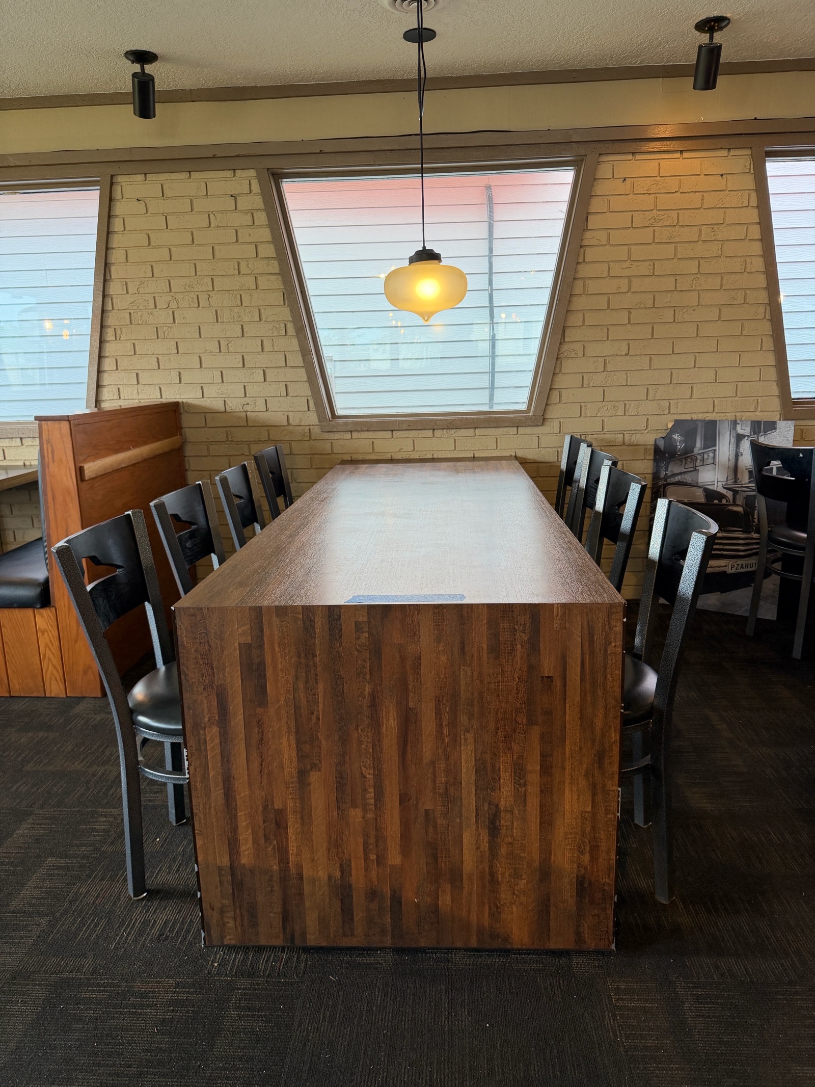 Table and (8) Exclusive Pizza Hut chairs.