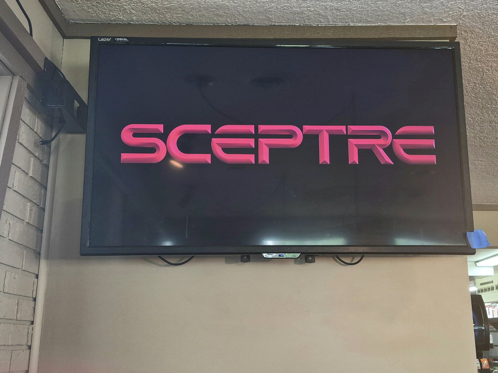 Sceptre 50 LED TV with wall mount