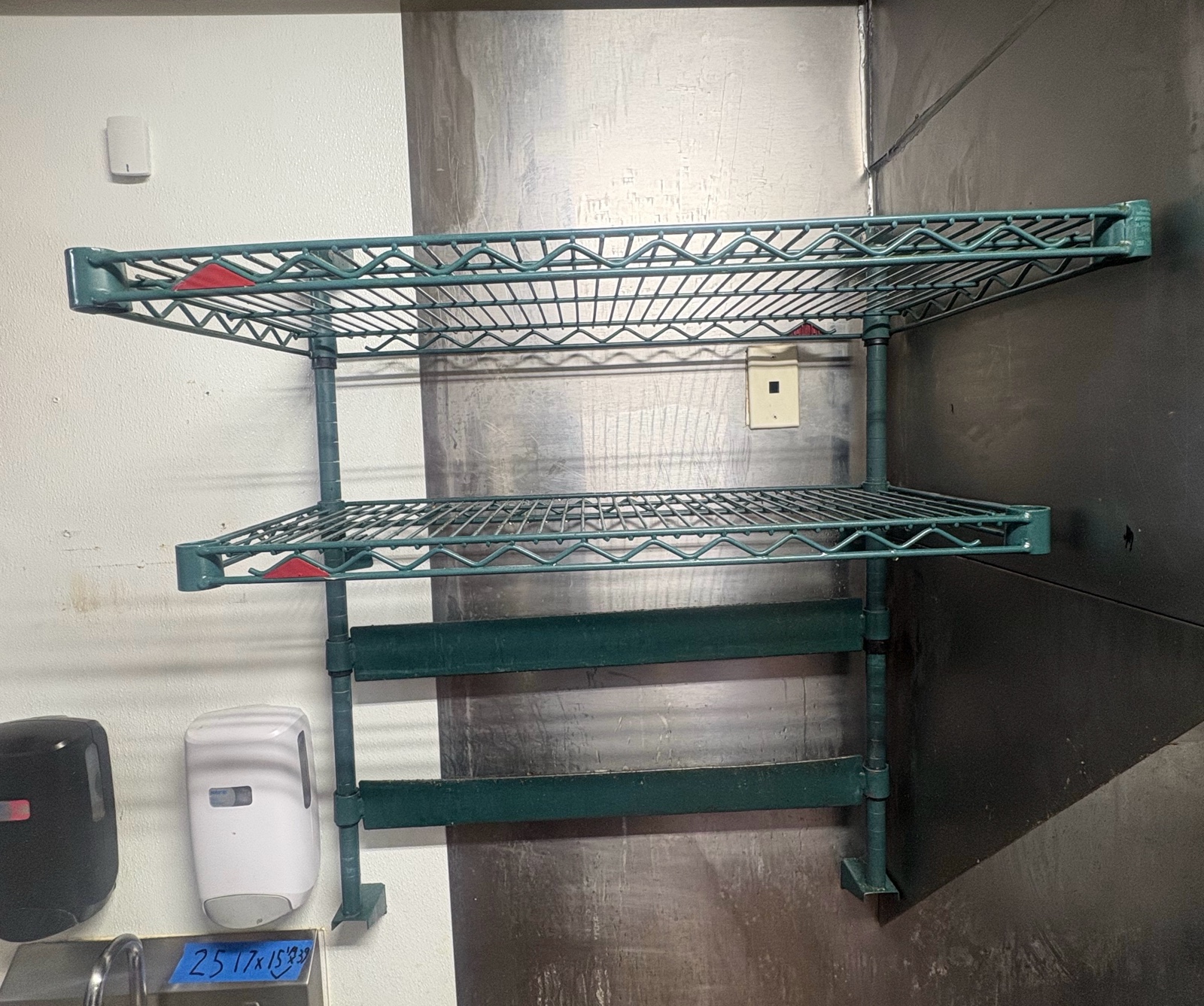 NSF wall-mounted wire rack