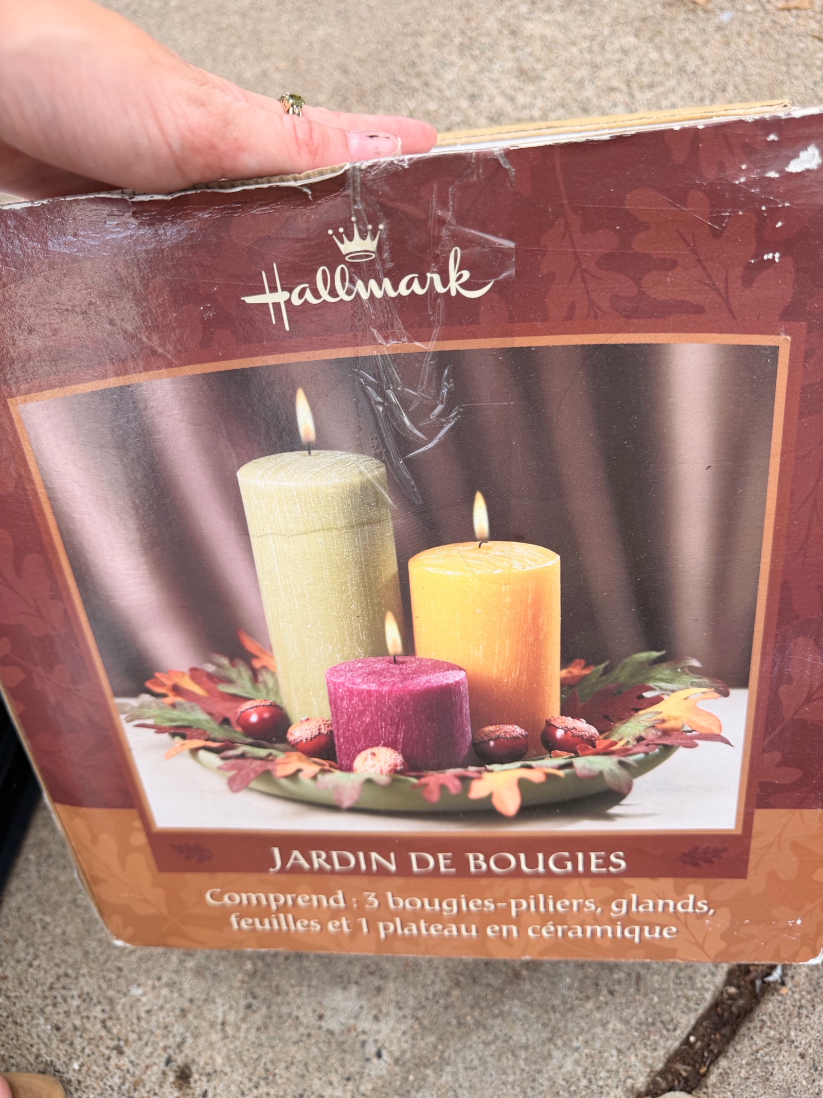 New Halmark Candle Set