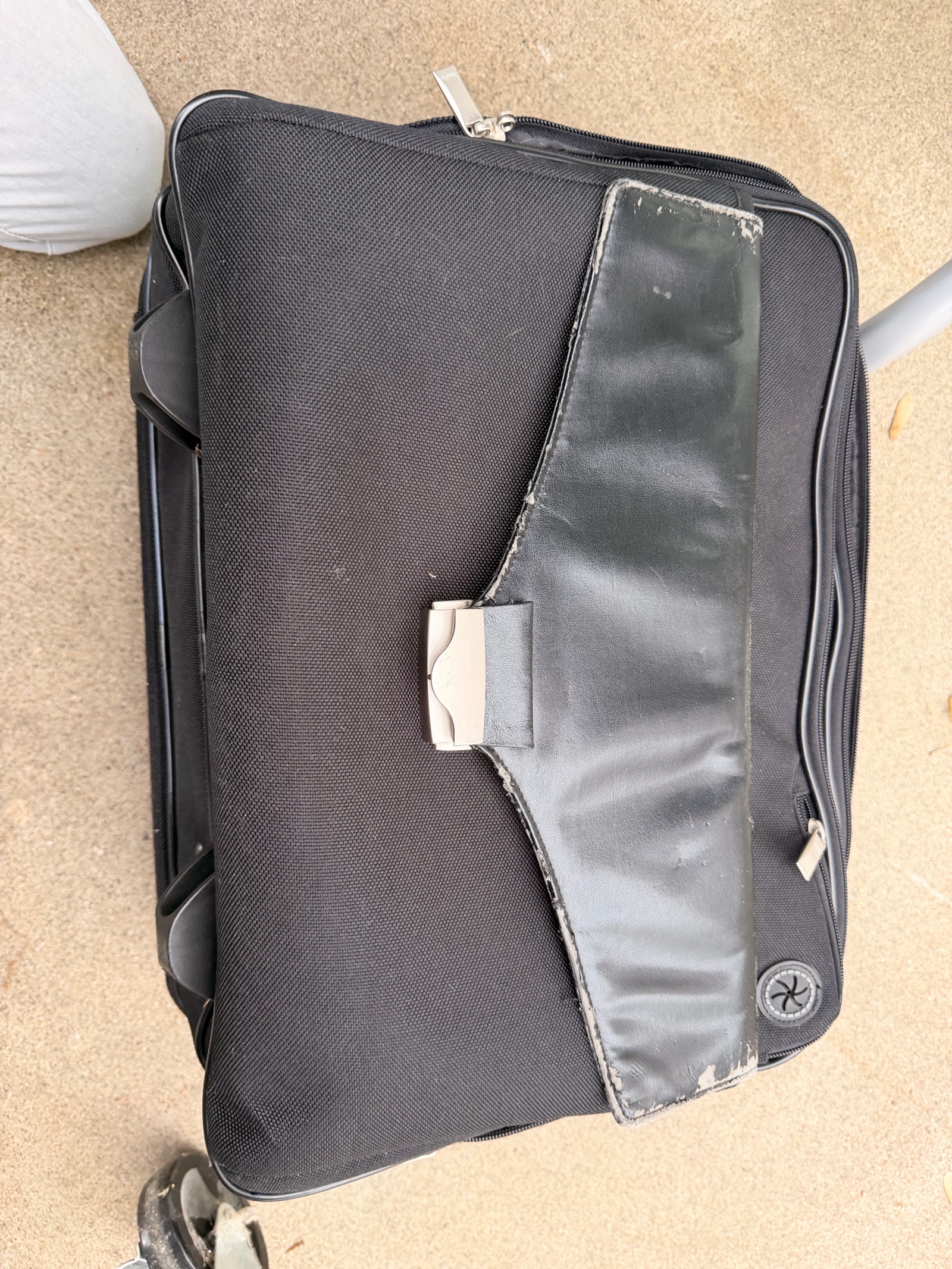 Roller Suitcase