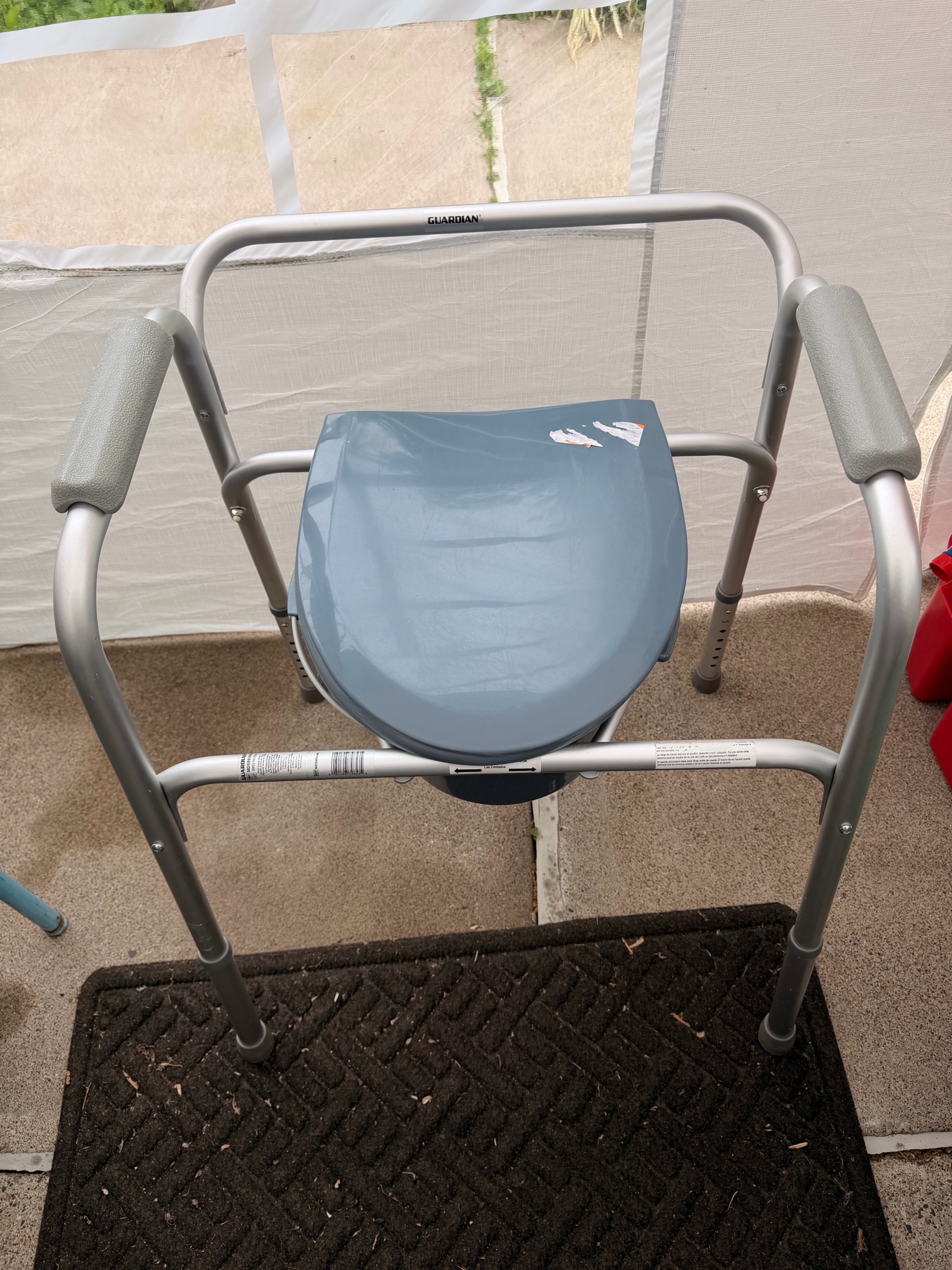 bedside commode chair (portable toilet chair)